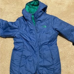 NORTH FACE JACKET - REVERSIBLE (GIRLS X-LARGE FITS LIKE WOMENS MEDIUM)